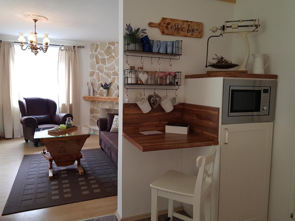 Feriendomizil Wetzelberger Apartment Monichwald ภายนอก รูปภาพ